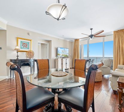 Expansive Living and Dining Room, With Direct Gulf Front Balcony, Sofa, Recliner