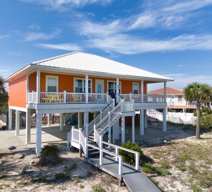 Front of home facing the beach