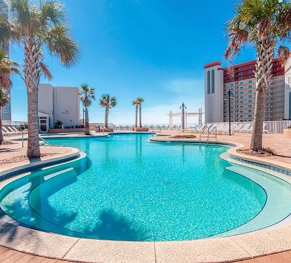 10th floor pool
