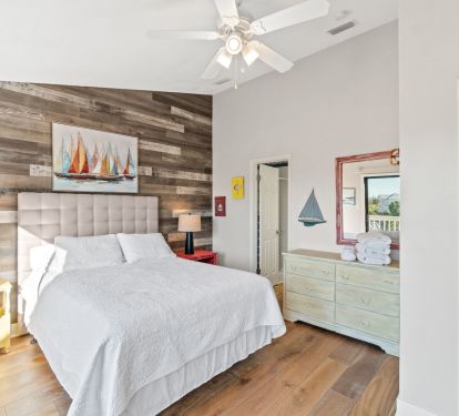 Another view of queen bedroom