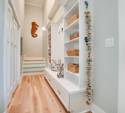 Coral Seahorse Entrance