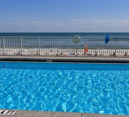 Windemere Resort Beachfront Pool