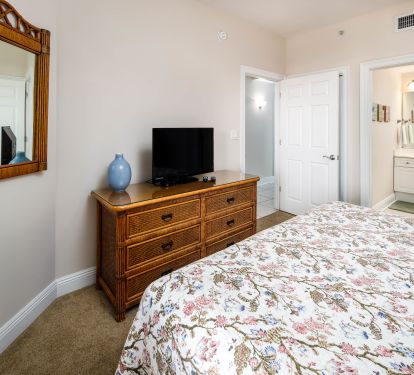 Second master with king bed