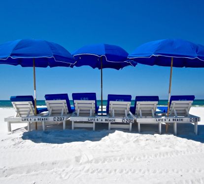Beach Service for 6 from the 1st week of March through the 2nd week of October!