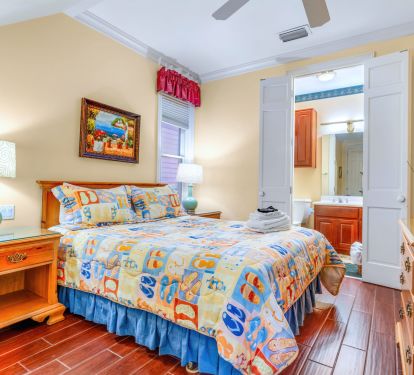 Queen Bedroom