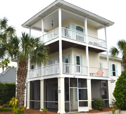 3 story house, closest street to the beach, comfortably sleeps 15!