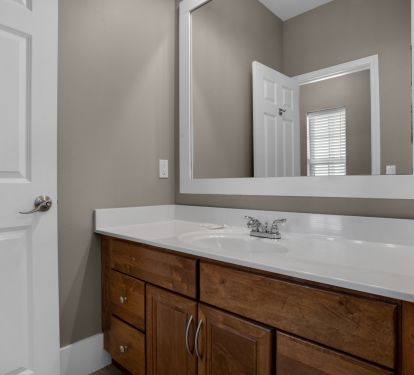 2nd bedroom bath vanity