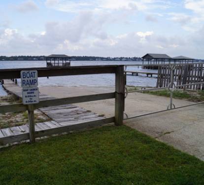 Boat ramp 