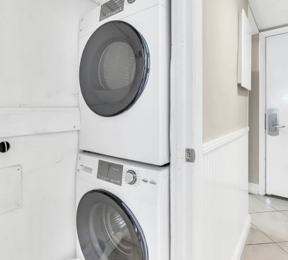 In room private laundry