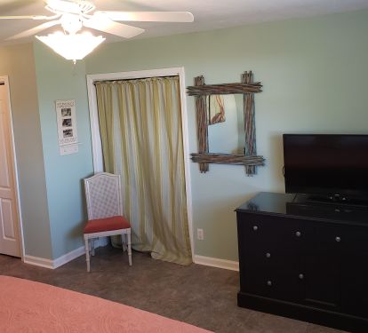 2nd King bedroom