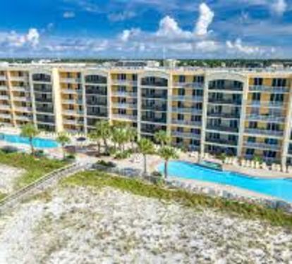 This is the finest pool deck in all of North Florida