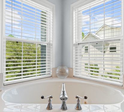 Bath Tub.