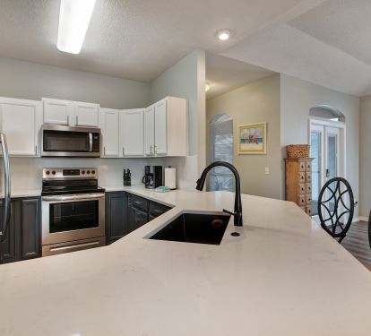 Eat in kitchen