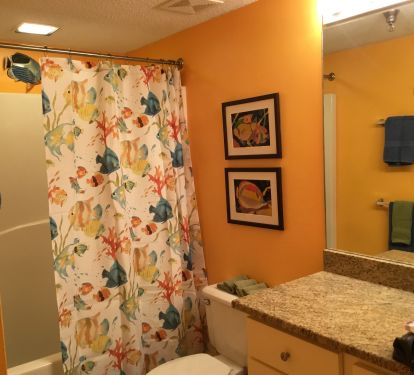 Twin bedroom ... full bath 