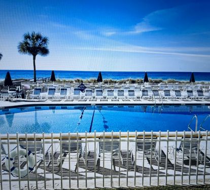 MOONSPINNER 110 1st FL! Free Beach Setups! _24