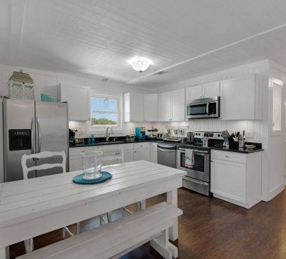 Nice Kitchen with Everything you need...