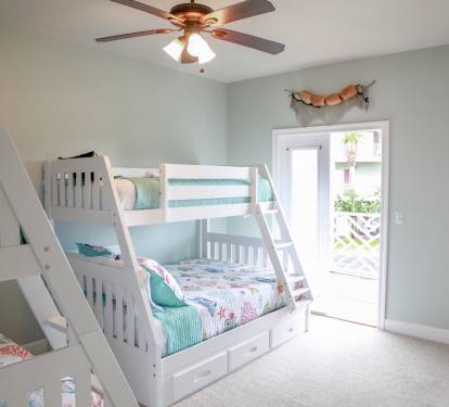 Bunk room on 2nd level