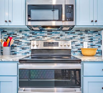 Kitchen with double stove