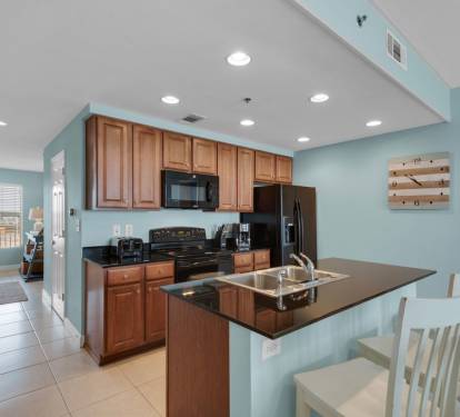 The fully stocked kitchen has everything needed to make yummy meals or snacks.