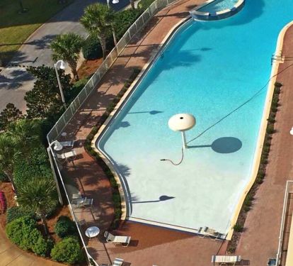 Zero Entry Pool...Perfect for All Littles!!! They Also Love the Mushroom!