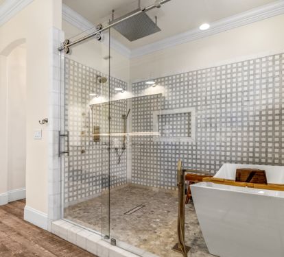 Stunning walk-in shower with rain head &amp; spa freestanding tub