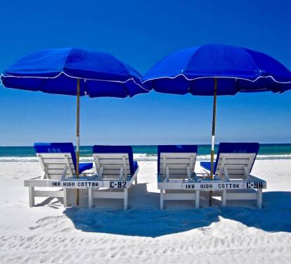 Beach Service for 4 from the 1st week of March through the 2nd week of October!