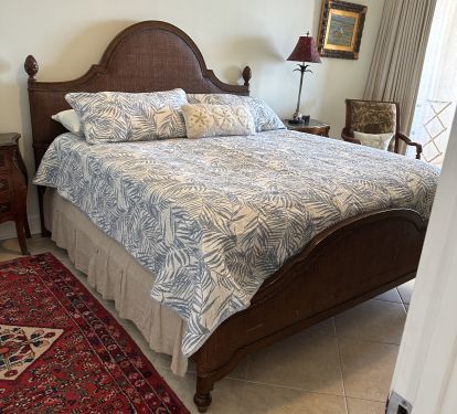 Master bedroom   King bed