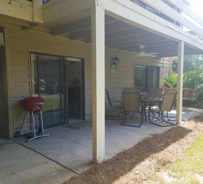 patio area is great for enjoying the evening breezes