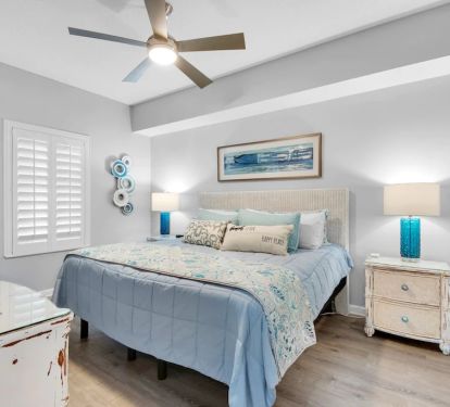King bed in guest bedroom, split adjustable base