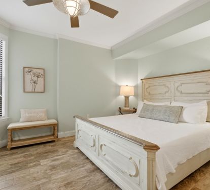 2nd master with king bed and en suite bath.