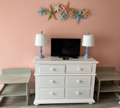 Guest Bedroom TV and luggage stands