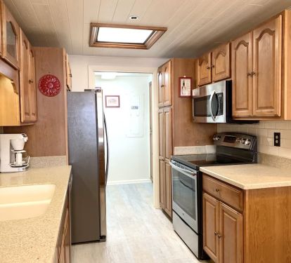 3B OR 2B Condo @904 NT! --Beach Srv Included_4