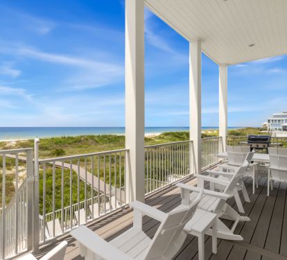 2nd Level Outdoor Deck with Grill