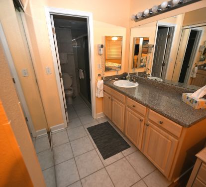Bedroom area / bath / closet Perdido Sun Condo 906