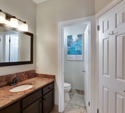 2nd Floor King Master Suite Bathroom