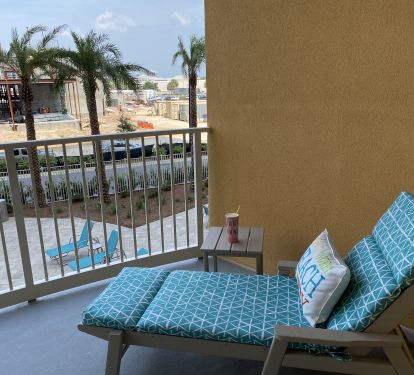 RELAX ON YOUR LOUNGER AND WATCH THE WORLD GO BY!