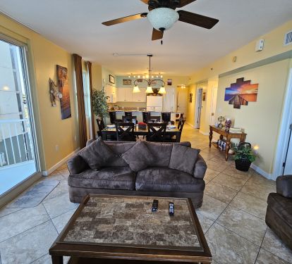 Kitchen/Living Room
