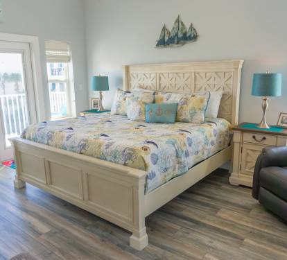 King Master Suite with Private Bath and Covered Porch Access with Gulf View