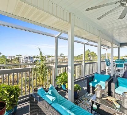 Screened Porch off of Living Room