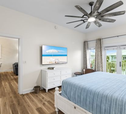 Master King Bedroom with gulf and pool views