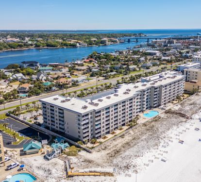 Location - Location! Island Princess has a prime location on the beach