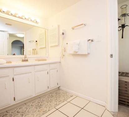 Bathroom - 
El Matador Resort, Okaloosa Island Fort Walton Beach Vacation Rentals