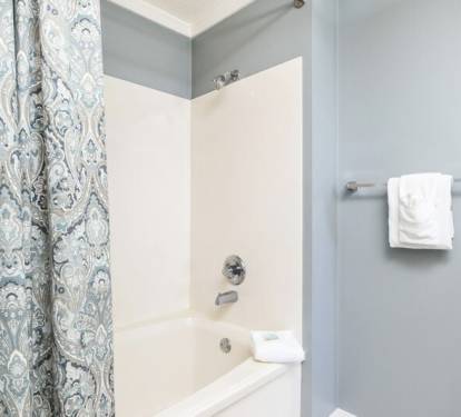 Master Bathroom - 
Gulf Dunes 612 Fort Walton Beach Okaloosa Island Vacation Rentals