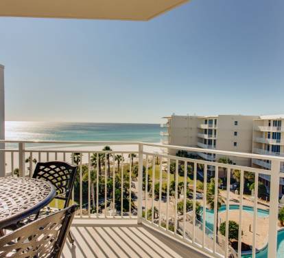 Dine outside while watching the waves roll up on the shore.