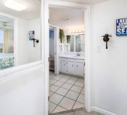 Bathroom - 
El Matador Resort, Okaloosa Island Fort Walton Beach Vacation Rentals