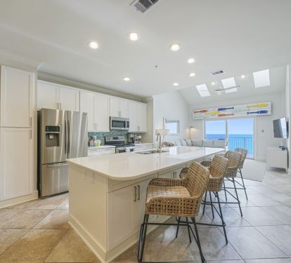 Kitchen with bar seating