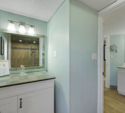 Coastal-inspired bathroom at Cabana Club 301