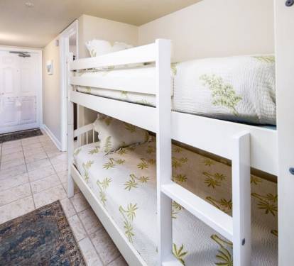 Hallway Bunk Beds - 
Pelican Isle 308 Fort Walton Beach Okaloosa Island Vacation Rentals
