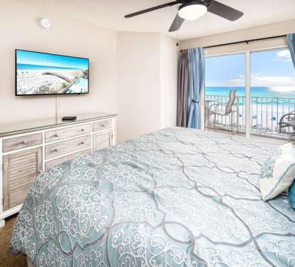 Master Bedroom with walk in closet - 
Gulf Dunes 413 Fort Walton Beach Okaloosa Island Vacation Rentals