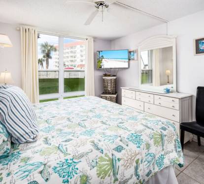 Bedroom - 
El Matador Resort, Okaloosa Island Fort Walton Beach Vacation Rentals